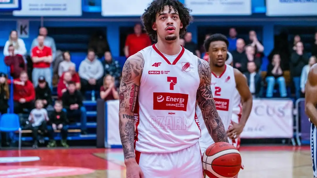 TRANSFER: Donovan Ivory se întoarce în România